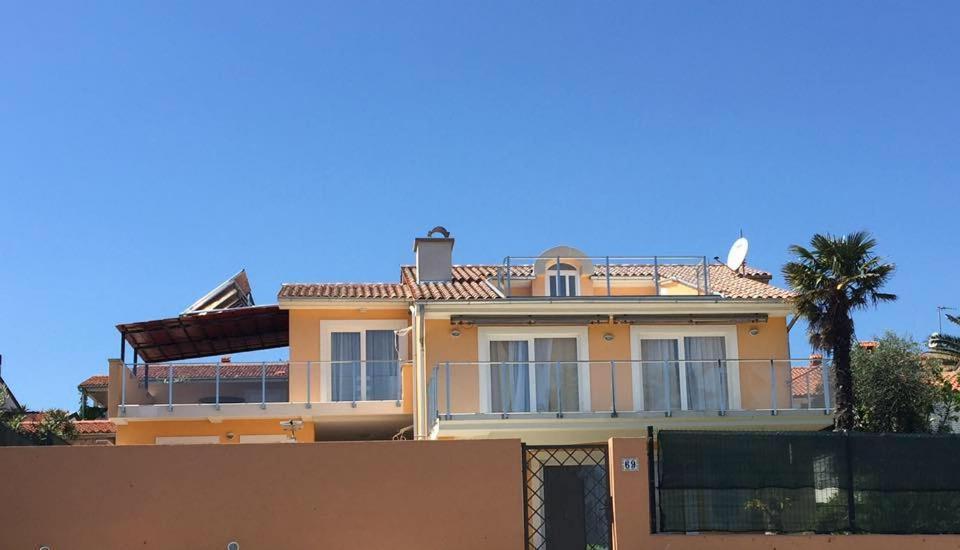 Villa Lina Premantura Exterior photo